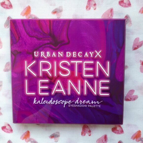⭐️HOST PICK⭐ Urban Decay X Kristen Leanne: Kaleidoscope Dream Eyeshadow Palette - Picture 3 of 15
